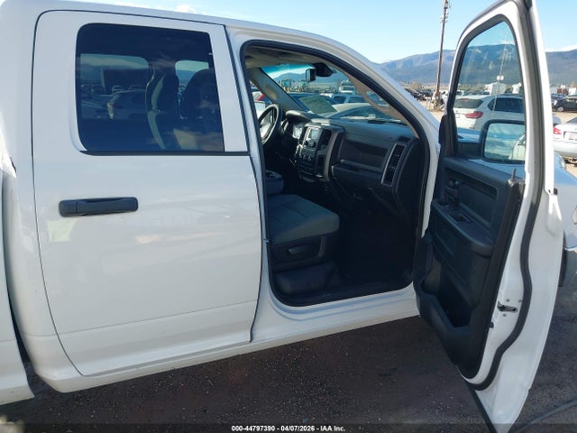 44797390 :رقم المزاد ، 1C6RR7FGXKS735397 vin ، 2019 Ram 1500 Classic Tradesman  4x4 6'4 Box مزاد بيع