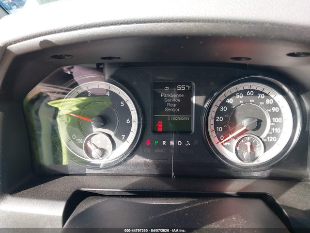 44797390 :رقم المزاد ، 1C6RR7FGXKS735397 vin ، 2019 Ram 1500 Classic Tradesman  4x4 6'4 Box مزاد بيع