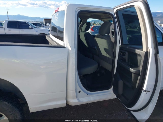 44797390 :رقم المزاد ، 1C6RR7FGXKS735397 vin ، 2019 Ram 1500 Classic Tradesman  4x4 6'4 Box مزاد بيع
