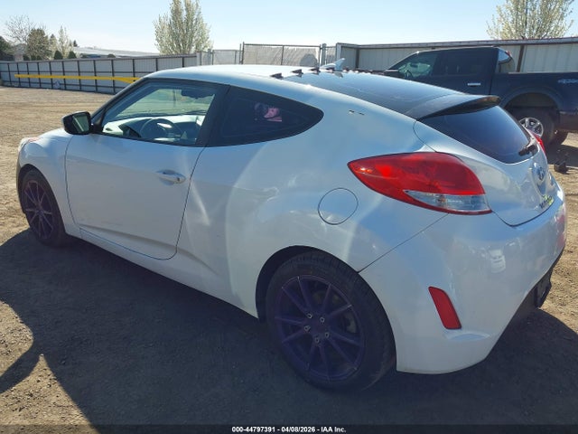 Aukcja sprzedaży 2014 Hyundai Veloster Base W/black, vin: KMHTC6AD5EU217452, numer aukcji: 44797391