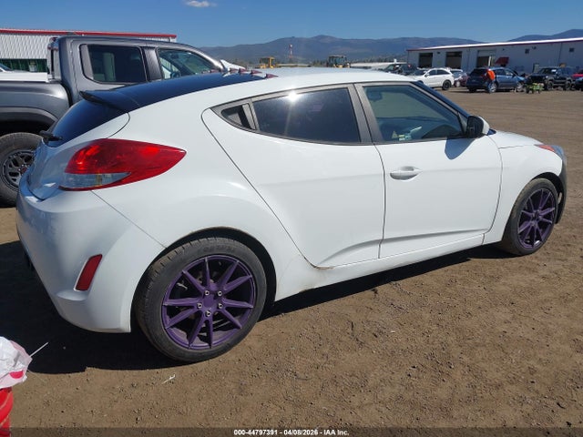 Aukcja sprzedaży 2014 Hyundai Veloster Base W/black, vin: KMHTC6AD5EU217452, numer aukcji: 44797391