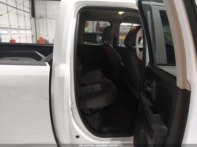 Продаж на аукціоні авто 2020 Ram 1500 Classic Tradesman  4x4 6'4 Box, vin: 1C6RR7FT4LS110122, номер лоту: 44797395