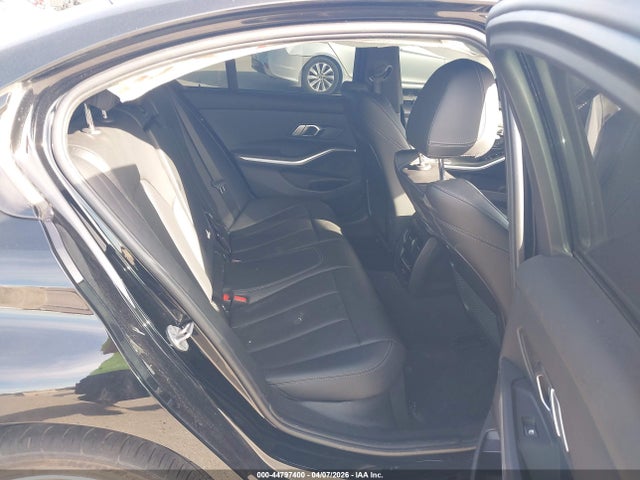 2023 Bmw 330i მანქანა იყიდება აუქციონზე, vin: 3MW69FF01P8D02064, აუქციონის ნომერი: 44797400