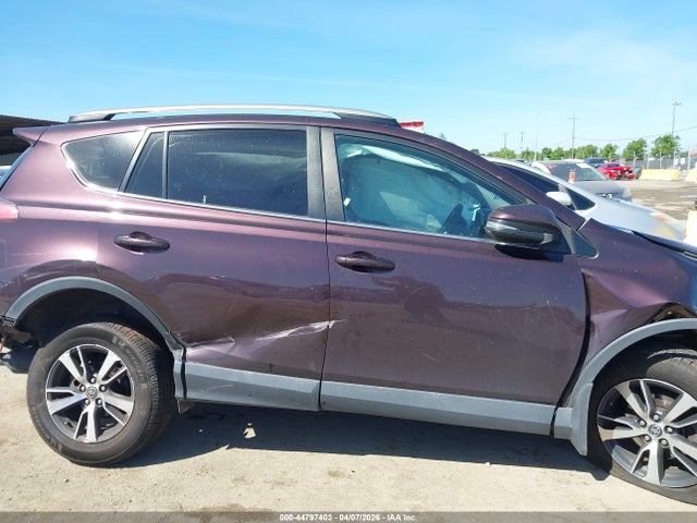 Toyota Rav4 Xle 2017 2T3RFREV6HW685157 Image 14