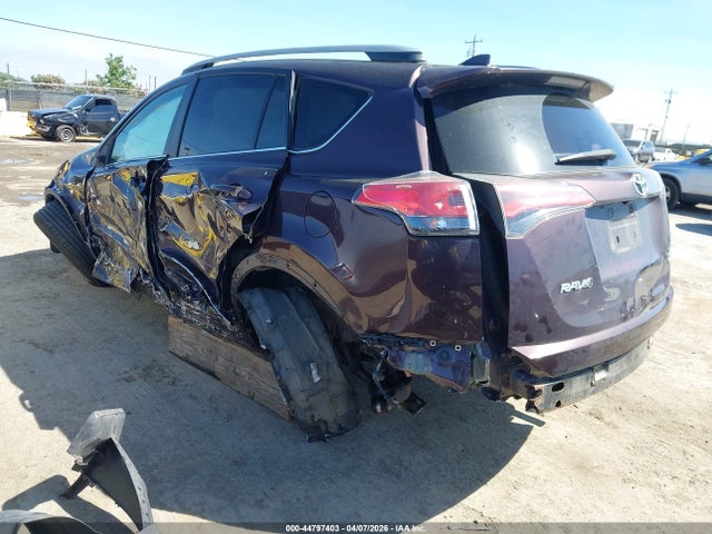 Toyota Rav4 Xle 2017 2T3RFREV6HW685157 Image 3