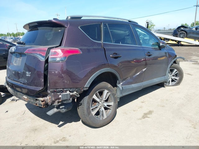 Toyota Rav4 Xle 2017 2T3RFREV6HW685157 Image 4