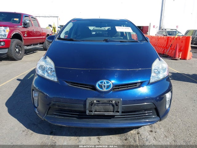 Toyota Prius Three 2015 JTDKN3DU4F1898629 Image 12