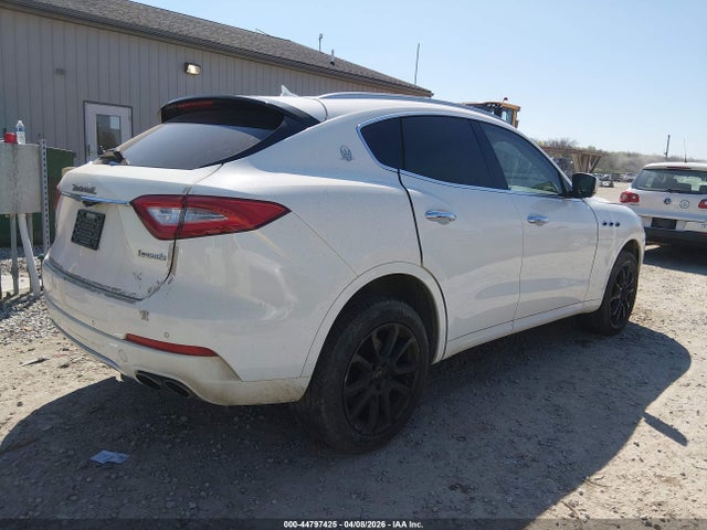 2017 Maserati Levante S მანქანა იყიდება აუქციონზე, vin: ZN661YUL2HX250416, აუქციონის ნომერი: 44797425