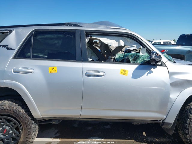 Aukcja sprzedaży 2023 Toyota 4runner Trd Off Road Premium, vin: JTERU5JR1P6110676, numer aukcji: 44797437