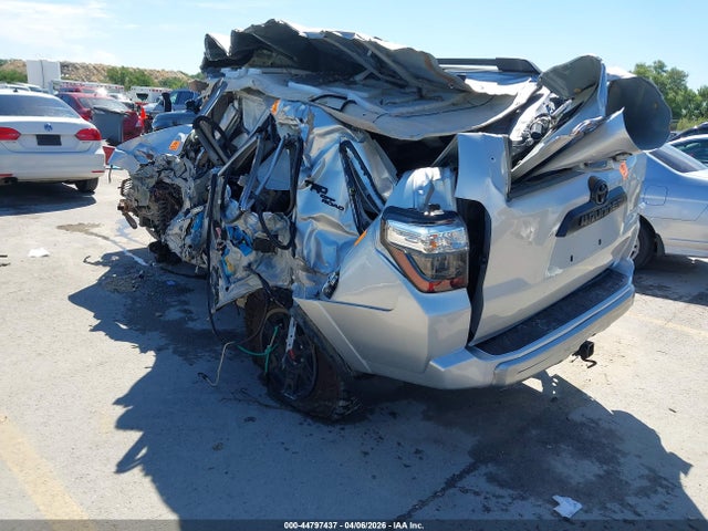 Aukcja sprzedaży 2023 Toyota 4runner Trd Off Road Premium, vin: JTERU5JR1P6110676, numer aukcji: 44797437