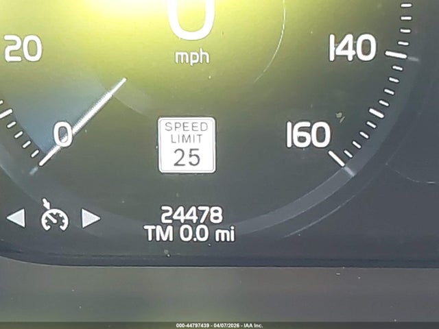 44797439 :رقم المزاد ، YV4BR0DLXJ1072013 vin ، 2018 Volvo Xc60 Hybrid T8 Inscription مزاد بيع