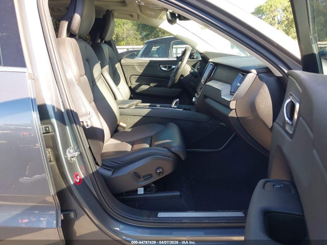 44797439 :رقم المزاد ، YV4BR0DLXJ1072013 vin ، 2018 Volvo Xc60 Hybrid T8 Inscription مزاد بيع