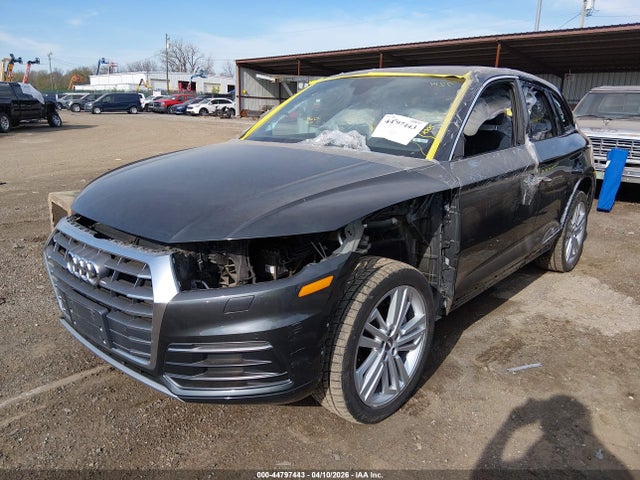 44797443 :رقم المزاد ، WA1BNAFY6J2014563 vin ، 2018 Audi Q5 2.0t Premium/2.0t Tech Premium مزاد بيع