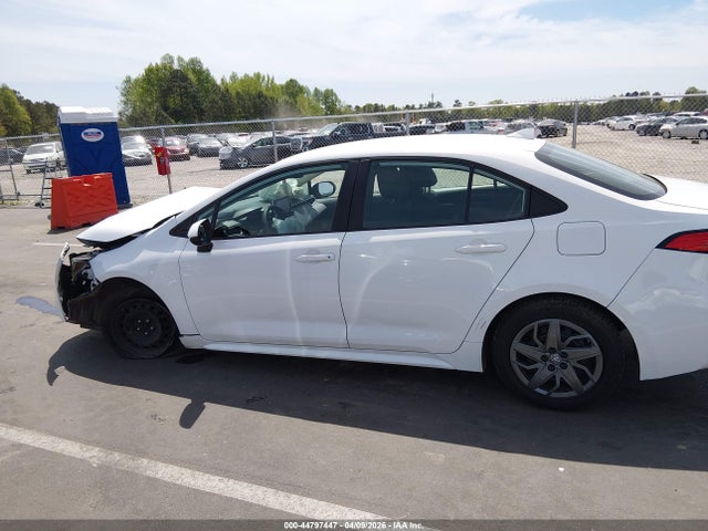 44797447 :رقم المزاد ، 5YFEPMAE9MP186233 vin ، 2021 Toyota Corolla Le مزاد بيع