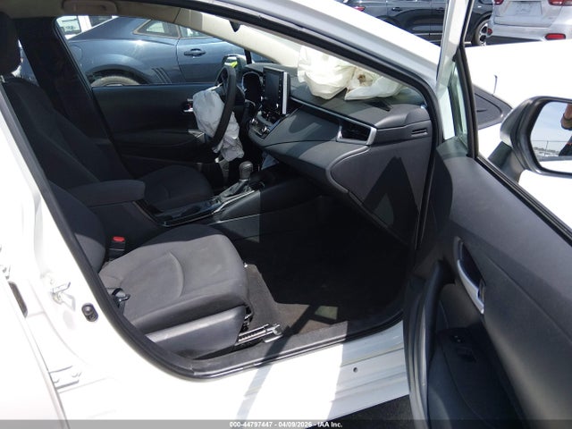 44797447 :رقم المزاد ، 5YFEPMAE9MP186233 vin ، 2021 Toyota Corolla Le مزاد بيع