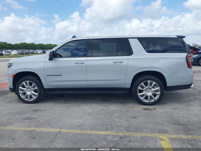 2022 Chevrolet Suburban 4wd Rst მანქანა იყიდება აუქციონზე, vin: 1GNSKEKL1NR201844, აუქციონის ნომერი: 44797464