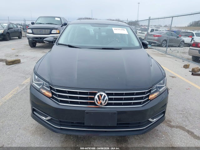 Продажа на аукционе авто 2017 Volkswagen Passat 1.8t Se, vin: 1VWBT7A39HC060545, номер лота: 44797498