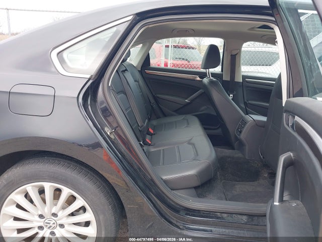 Продажа на аукционе авто 2017 Volkswagen Passat 1.8t Se, vin: 1VWBT7A39HC060545, номер лота: 44797498