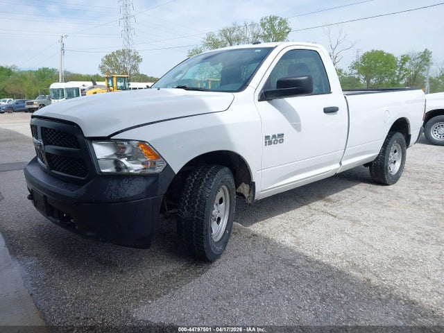 2017 RAM 1500 3C6JR7DG3HG586783 Photo 1