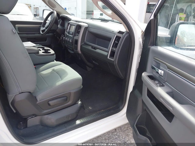 2017 RAM 1500 3C6JR7DG3HG586783 Photo 4