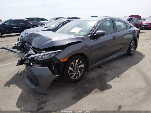 44797512 :رقم المزاد ، 19XFC2F77GE098530 vin ، 2016 Honda Civic Ex مزاد بيع