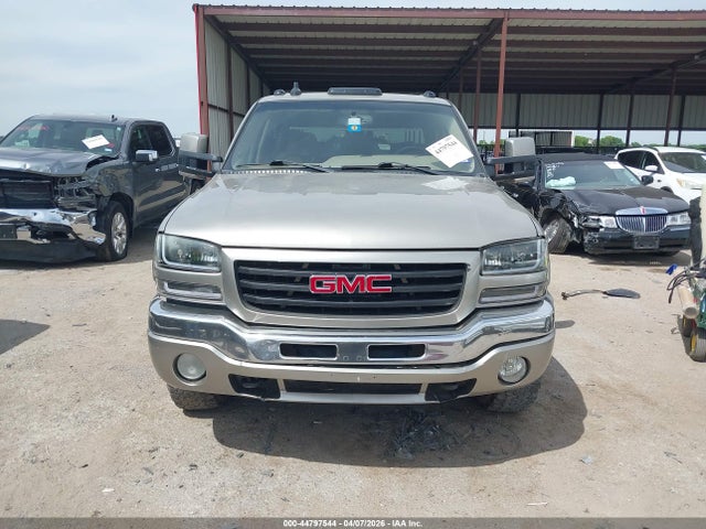 44797544 :رقم المزاد ، 1GTGC13UX3F107990 vin ، 2003 Gmc Sierra 1500hd Sle مزاد بيع