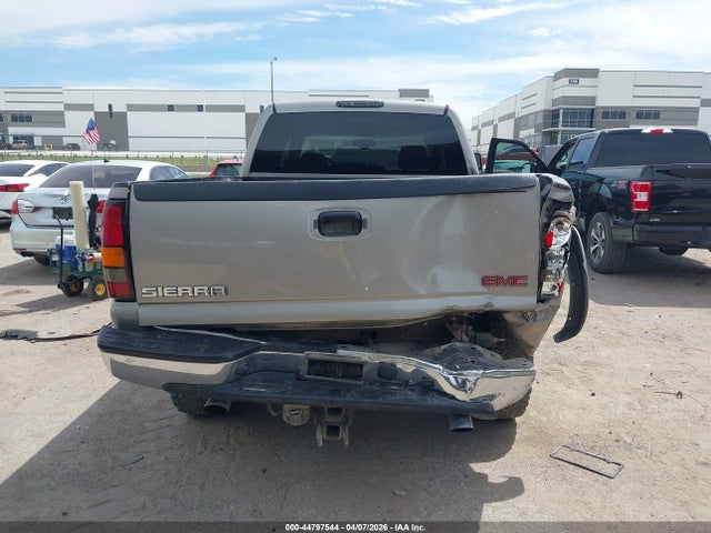 44797544 :رقم المزاد ، 1GTGC13UX3F107990 vin ، 2003 Gmc Sierra 1500hd Sle مزاد بيع