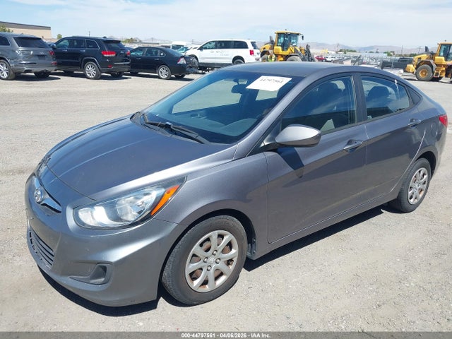 Hyundai ACCENT GLS 2014 KMHCT4AE0EU615066 Image 2