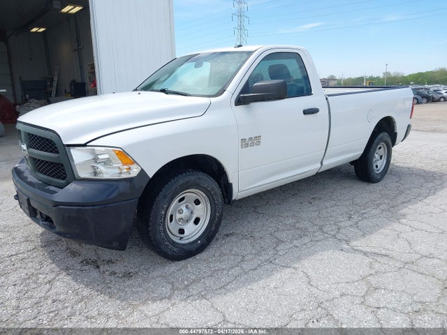2017 RAM 1500 3C6JR7DGXHG586781 Photo 1