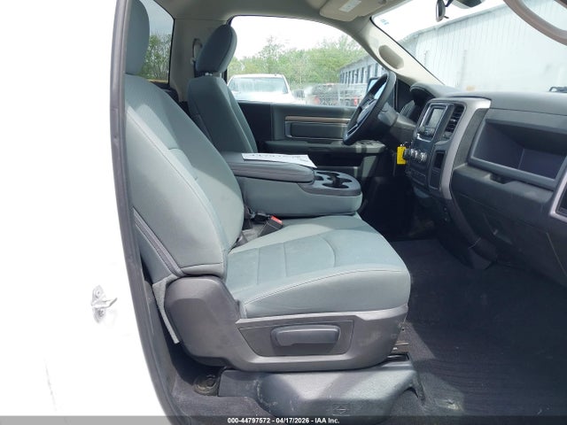 2017 RAM 1500 3C6JR7DGXHG586781 Photo 7