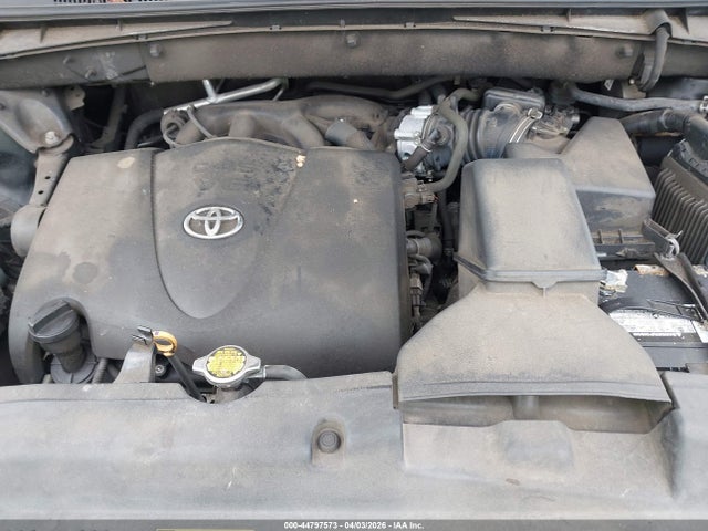 2017 TOYOTA HIGHLANDER 5TDJZRFH4HS372171 Photo 9