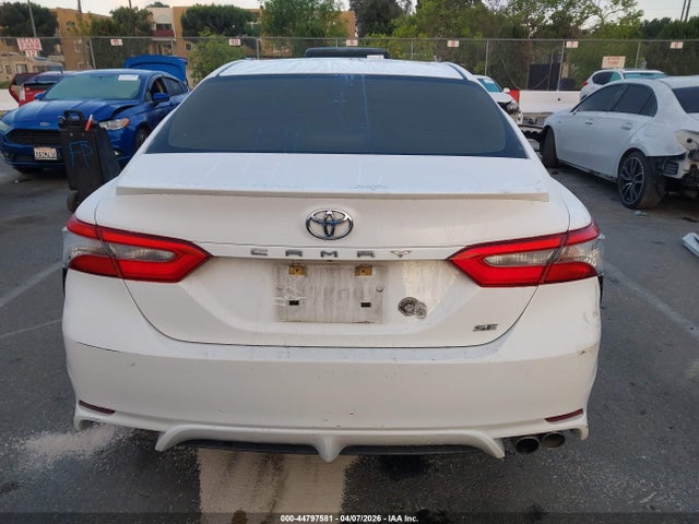 4T1B11HK5JU552858 Toyota CAMRY SE