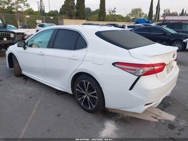 4T1B11HK5JU552858 Toyota CAMRY SE