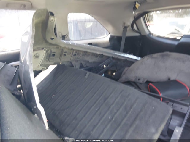 5TDZKRFH7GS173735 Toyota Highlander Le Plus V6