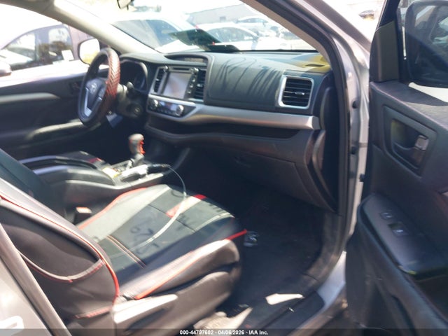 5TDZKRFH7GS173735 Toyota Highlander Le Plus V6