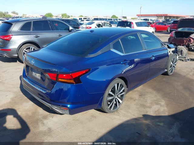1N4BL4CV0NN361596 Nissan Altima Sr Fwd