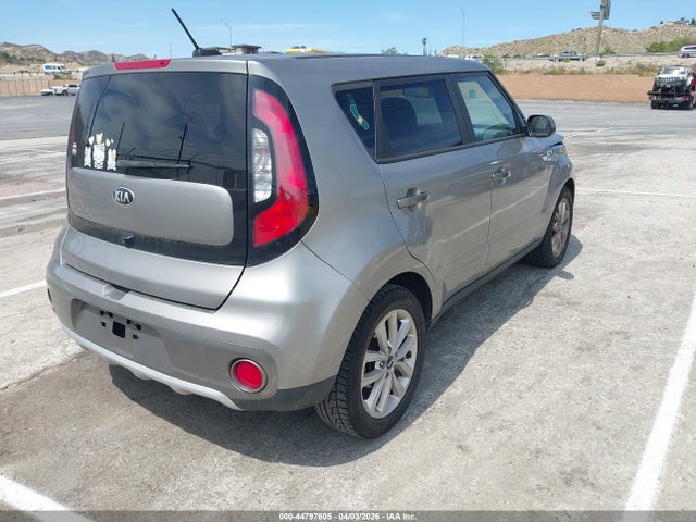 KNDJP3A56H7468295 KIA SOUL +