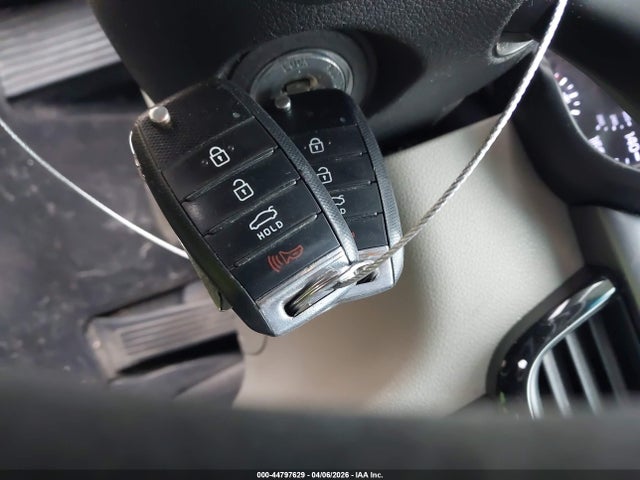 Продажа на аукционе авто 2016 Kia Optima Lx, vin: 5XXGT4L32GG023002, номер лота: 44797629