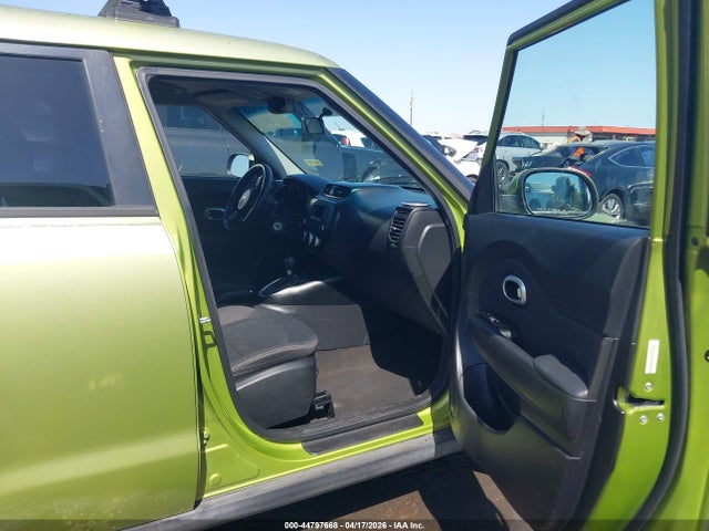 44797668 :رقم المزاد ، KNDJN2A27E7042309 vin ، 2014 Kia Soul مزاد بيع