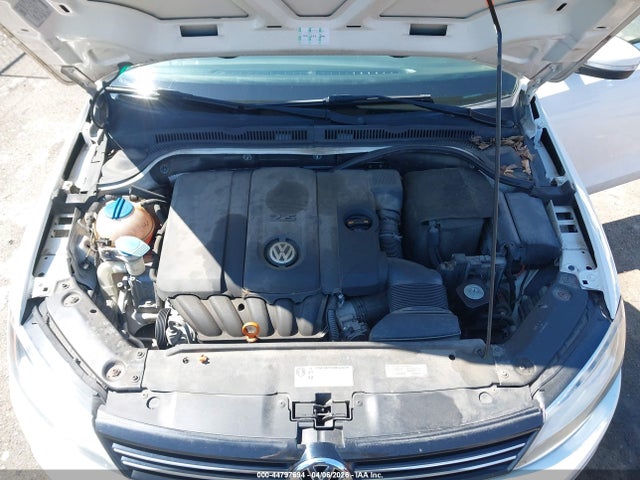44797694 :رقم المزاد ، 3VWDX7AJ2DM396199 vin ، 2013 Volkswagen Jetta 2.5l Se مزاد بيع