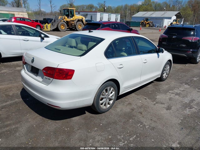 44797694 :رقم المزاد ، 3VWDX7AJ2DM396199 vin ، 2013 Volkswagen Jetta 2.5l Se مزاد بيع