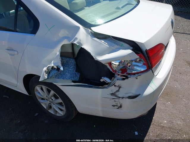 44797694 :رقم المزاد ، 3VWDX7AJ2DM396199 vin ، 2013 Volkswagen Jetta 2.5l Se مزاد بيع