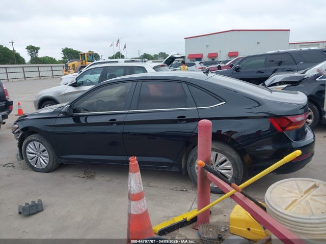 Aukcja sprzedaży 2019 Volkswagen Jetta 1.4t R-line/1.4t S/1.4t Se, vin: 3VWCB7BU2KM243466, numer aukcji: 44797707