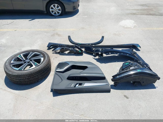 2026 Buick Enclave Sport Touring მანქანა იყიდება აუქციონზე, vin: 5GAEVBKS9TJ157768, აუქციონის ნომერი: 44797712