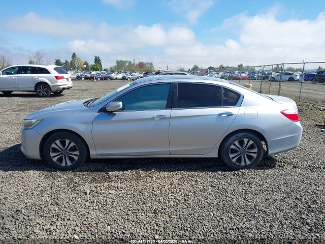 Aukcja sprzedaży 2015 Honda Accord Lx, vin: 1HGCR2F3XFA023435, numer aukcji: 44797720
