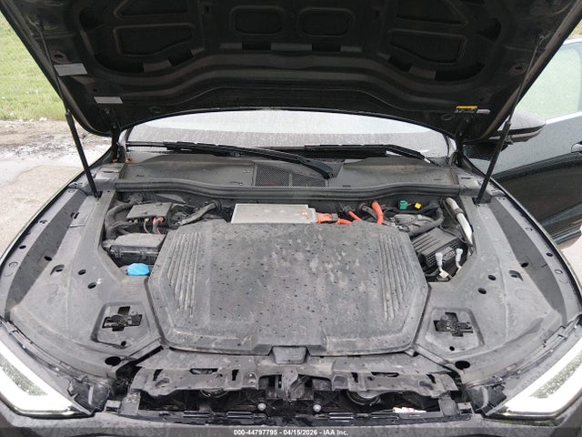 Продажа на аукционе авто 2019 Audi E-tron Premium Plus, vin: WA1LAAGE4KB024336, номер лота: 44797795