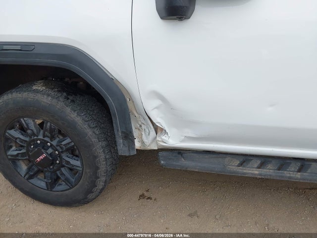 1GT49PEY8RF190140 GMC Sierra 2500hd 4wd Standard Bed At4