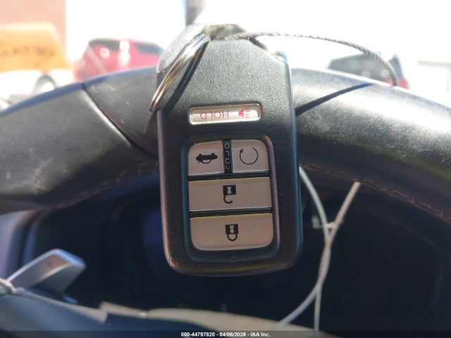 44797820 :رقم المزاد ، 1HGCV3F96NA007401 vin ، 2022 Honda Accord Hybrid Touring مزاد بيع