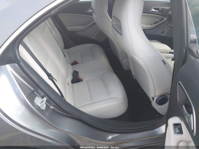 2015 Mercedes-benz Cla 250 მანქანა იყიდება აუქციონზე, vin: WDDSJ4EB0FN276039, აუქციონის ნომერი: 44797823