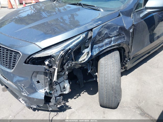 44797828 :رقم المزاد ، 1GYFZER47KF195589 vin ، 2019 Cadillac Xt4 Sport مزاد بيع